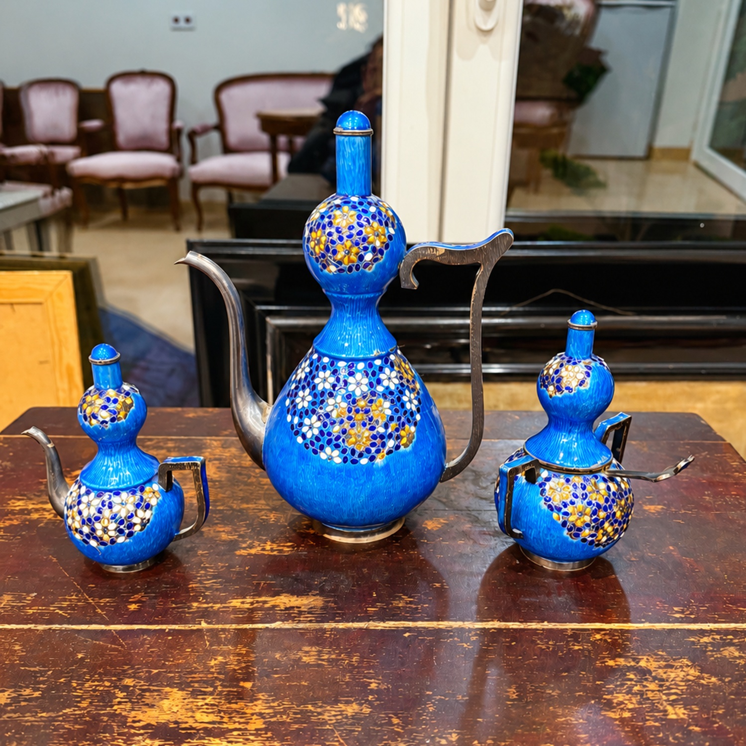 Értékes ezüsttárgy